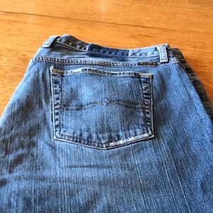 Lucky Jeans